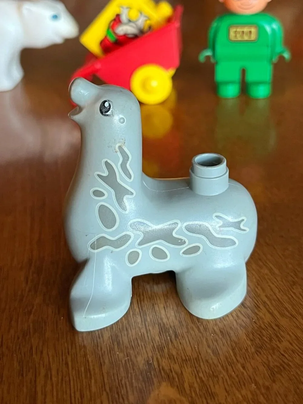 Duplo vintage zookeeper and arctic animals
